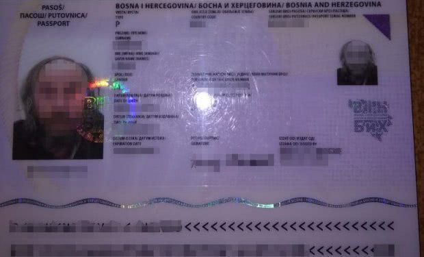 Прикордонники затримали чоловіка в рясі, якого розшукує Інтерпол