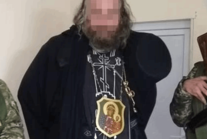 Не платив аліменти: затриманий в Одеській області по лінії Інтерполу іноземець виявився справжнім священиком