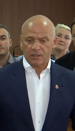 Доки в мерії Одеси відбуваються обшуки, міському голові Труханову зробили операцію