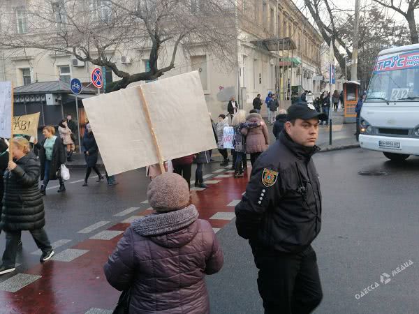 Одесские медики перекрыли Пастера: просят Труханова взять медцентр на попечение города (фото)