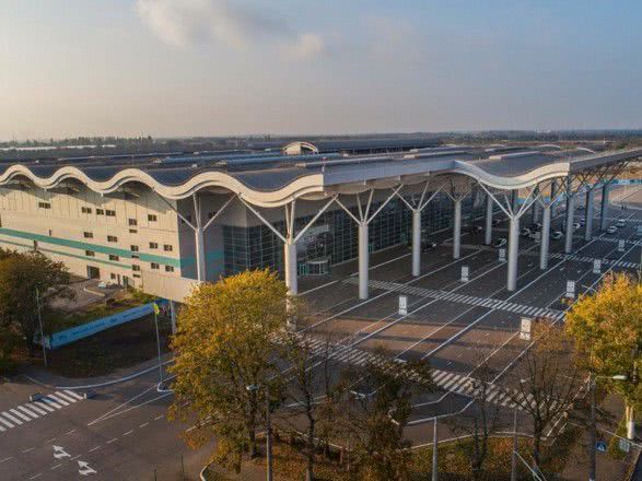 Аеропорт «Одеса» відновив роботу після аварії літака