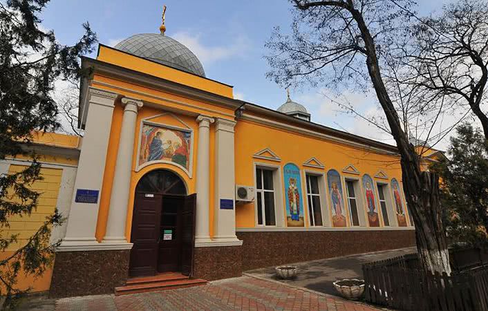 В Одесі депутат і його батько-священник побили вірянина ПЦУ