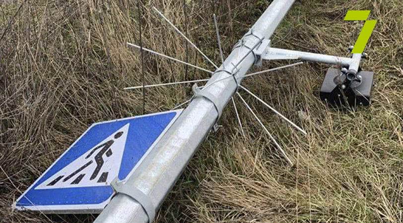 В Одесской области вандалы разбирают подсветку пешеходных переходов