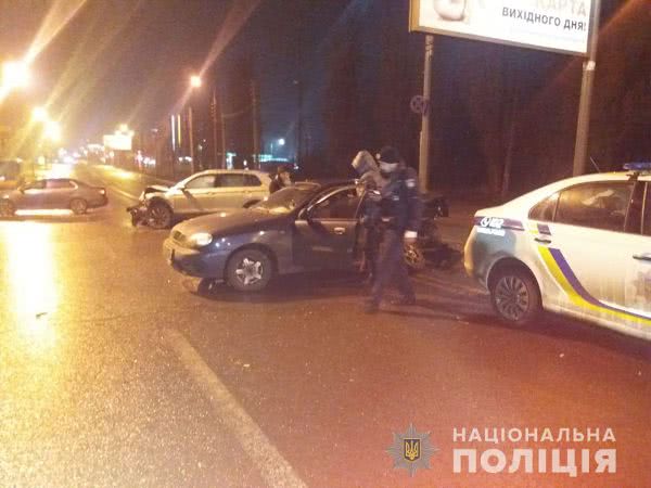 В харьковском ДТП пострадали двое полицейских и подросток