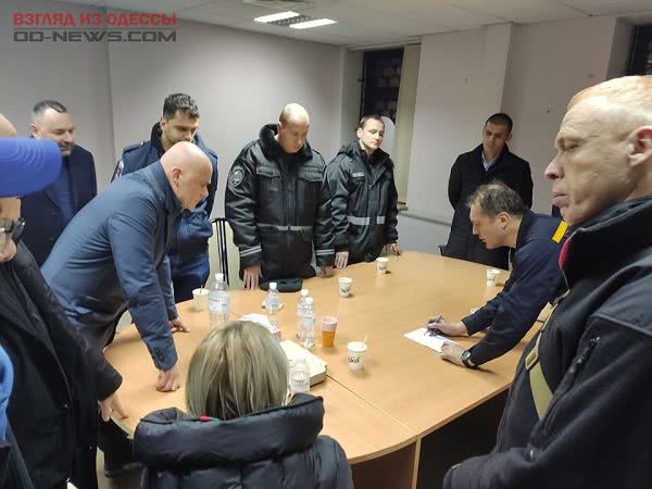 Геннадий Труханов круглосуточно контролирует результаты спасательной операции в Одессе