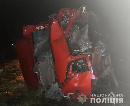 Полиция расследует обстоятельства смертельного ДТП в Одесской области (фото)