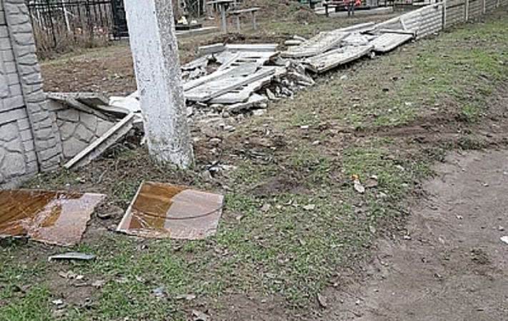 В Белгород-Днестровском районе «покушались» на кладбищенский забор