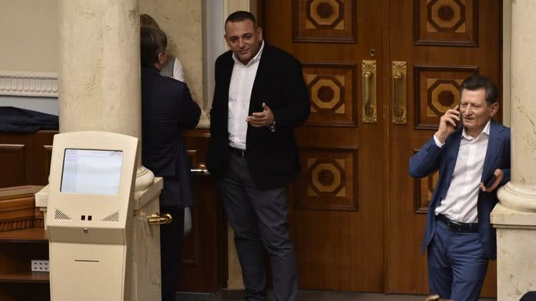 В Верховную Раду поступил проект закона о предотвращении героизации военных преступников и легализации нацизма