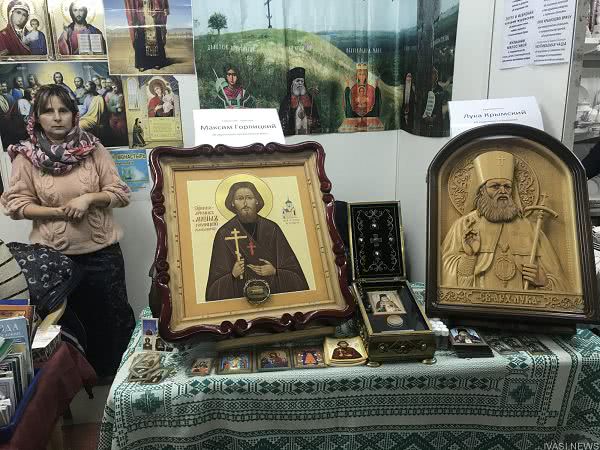 «И благодатно на душе!..» В Одессе проходит православная выставка «Свет Рождества»