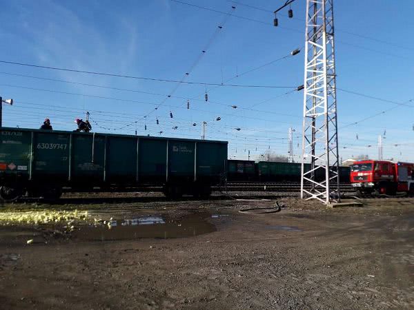 В Одеській області задимівся вагон вантажного поїзда з 50 тоннами сірки