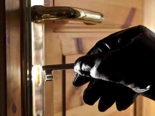 В Одессе домушник устроил стрельбу. Есть пострадавший