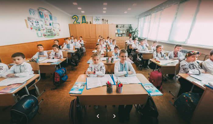 В одесской школе учится 2380 детей и это самая большая школа в Украине (фото)