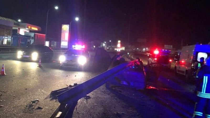 В Одесі авто в’їхало у відбійник: водій загинув на місці