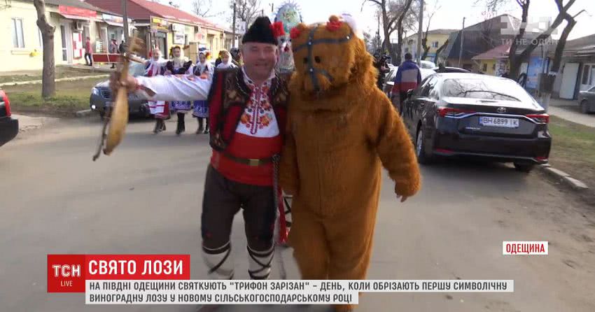 Традиційний фестиваль з вином і танцями влаштували на півдні Одеської області