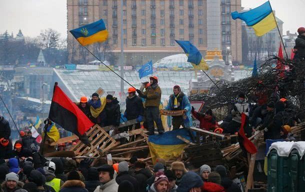 Больше половины украинцев Майдан 2014 года не считают революцией