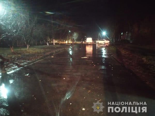 В Куяльнике водитель Renault сбил двух женщин-пешеходов