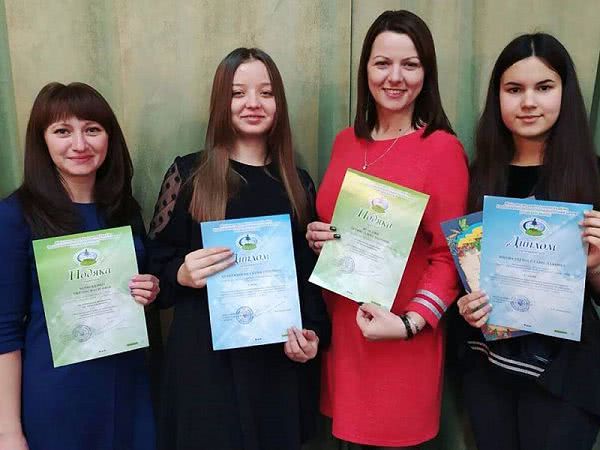 Ученицы Тарутинской школы стали призерами Всеукраинского конкурса изобретателей