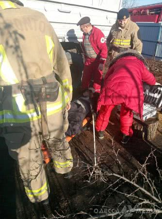 В Одесской области мужчина пострадал, ремонтируя свое авто (фото)
