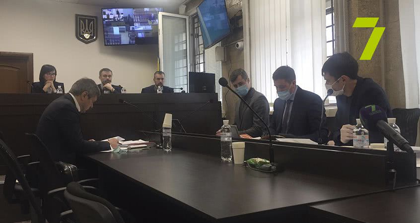 Суд по Труханову: прокуроры проверят данные с планшета мэра Одессы