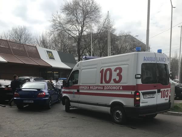 В Одессе – «карантинные» драки: пенсионерка избила водителя троллейбуса (фото)