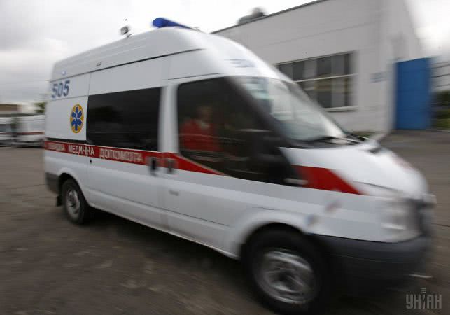 «Загроза зриву контракту»: Зеленського просять негайно втрутитися у ситуацію з поставками 85 «швидких» до Одеської області