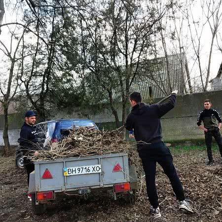 В Староказацкой ОТГ Белгород-Днестровского района весну встретили наведением порядка