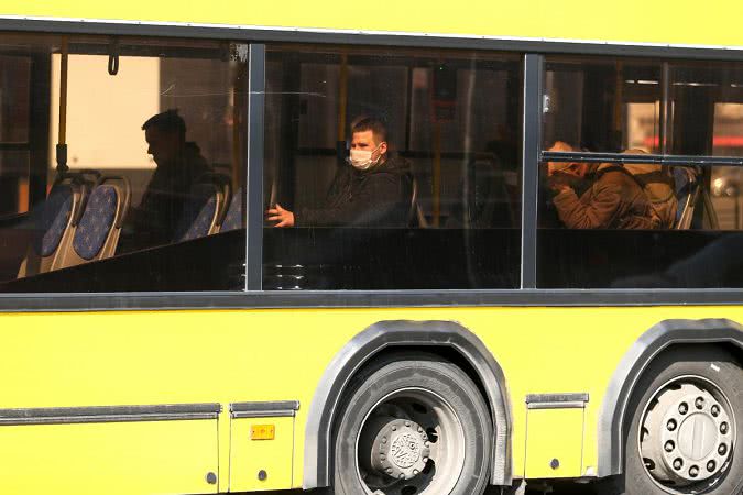 В Одесі громадський транспорт буде перевозити тільки за спецперепустками
