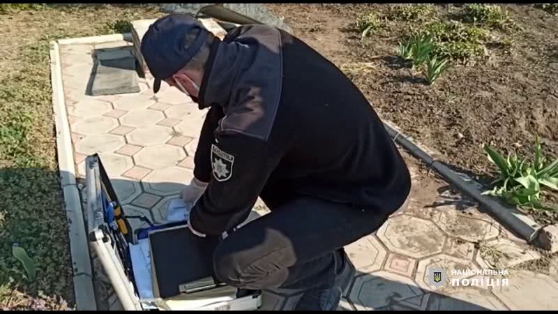 Полицейские области задержали подозреваемого в разрушении памятника чернобыльцам