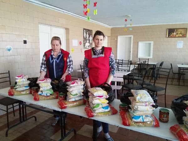 Одесская область: в Захаровском районе начали доставку продуктовых пакетов и средств защиты от вируса