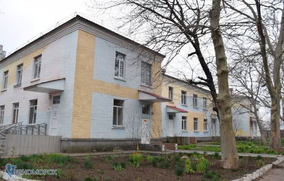 В Одесской области установили палатку для сортировки потока больных с коронавирусом