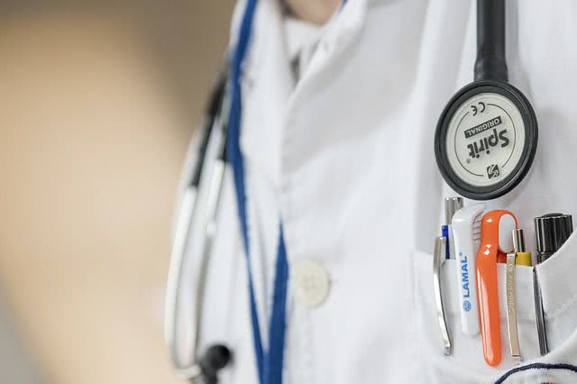 Задержка доплат медикам: Минздрав поставил задачу к пятнице отчитаться по всем больницам и работникам