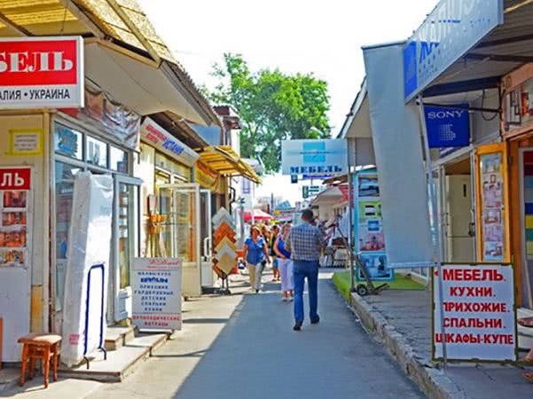 Карантинные убытки: «Малиновский рынок» отказывается платить налог на землю
