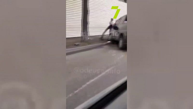 В Суворовском районе Одессы произошло ДТП с пострадавшими (видео)