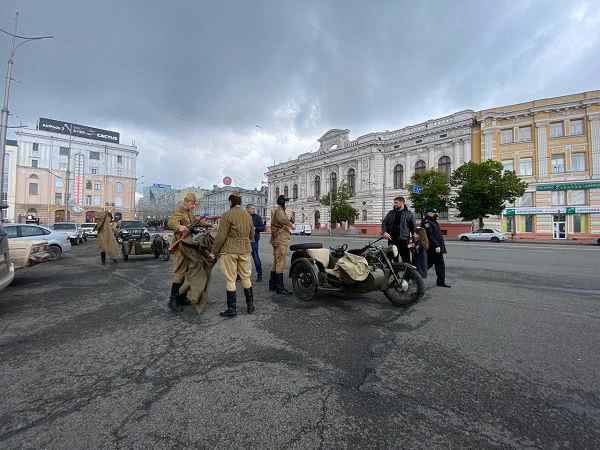 В центре Харькова провели автопробег в честь 75-летия Победы