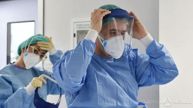 Депутаты Одесского облсовета проголосовали за «коронавирусную» доплату медикам