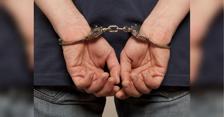 Под Одессой два пьяных офицера избили солдата и завладели его иномаркой