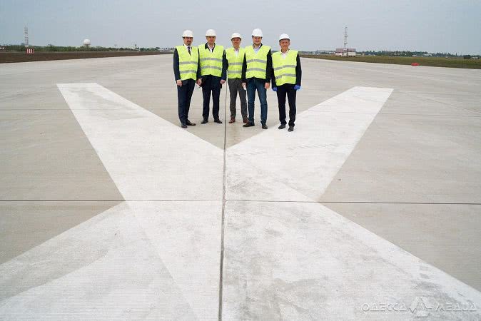 Инспекция министра, акция протеста — Аэродромный комплекс Международного аэропорта Одесса на завершающей стадии строительства