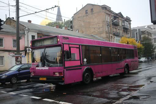 В Одессе опубликовано расписание автобусов, приспособленных для перевозки пассажиров с ограниченными возможностями