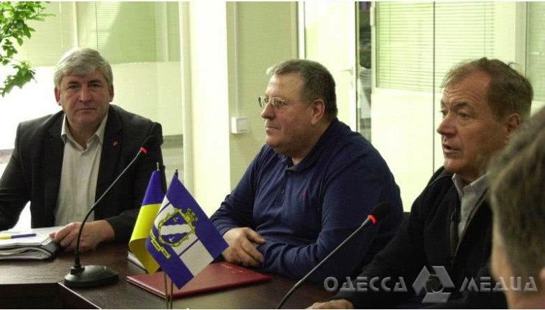 На мировую: Южный и Коблево подписали меморандум о сотрудничестве