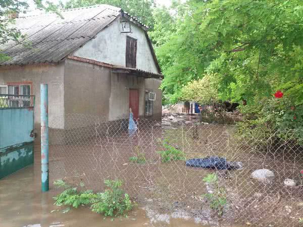 Последствия ливня: в Измаильском районе в одном  из сел подтоплено 16 подворий