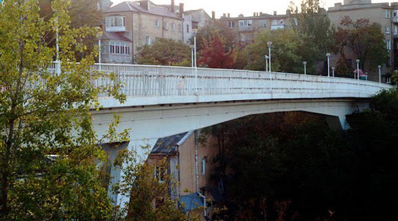 В Одесі чоловік звів рахунки з життям, стрибнувши з Тещиного мосту