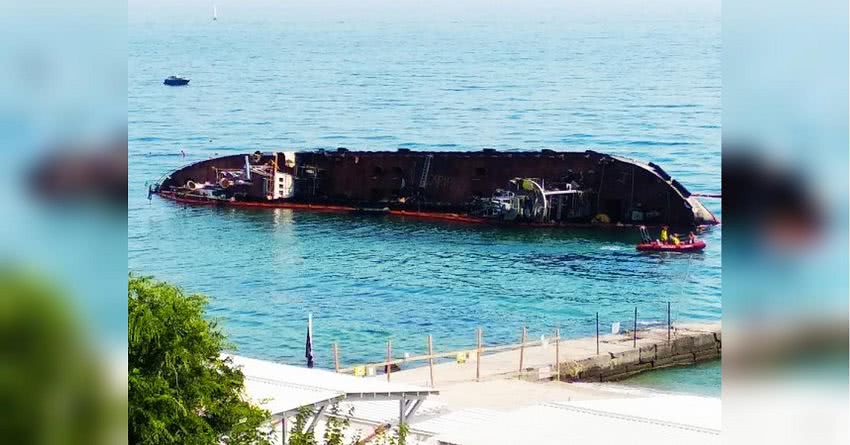 Подъем танкера Delfi в Одессе: Кабмин принял решение о судьбе судна