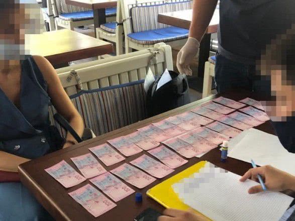 На Одещині посадовець Держпраці вимагала хабарі з підприємців регіону