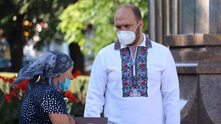 Тернопольский депутат публично исполнил песню об убийстве евреев и русских