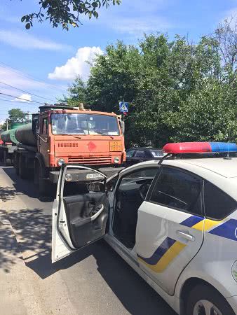 В Одессе под колёса фуры попал ребёнок