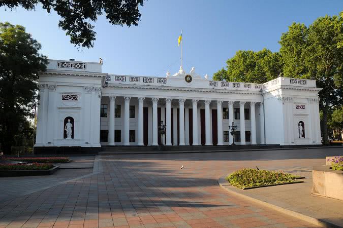 Одесский гортеризбирком не зарегистрировал на выборы в горсовет три партии