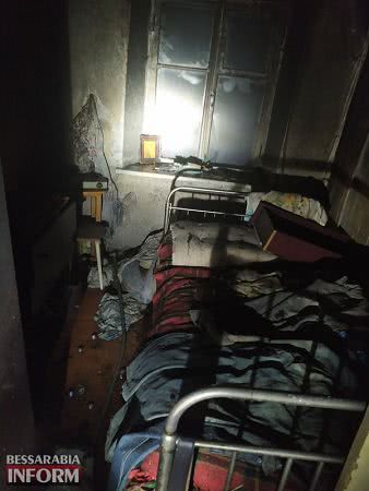 В Белгород-Днестровском районе душевнобольной мужчина поджег собственный дом