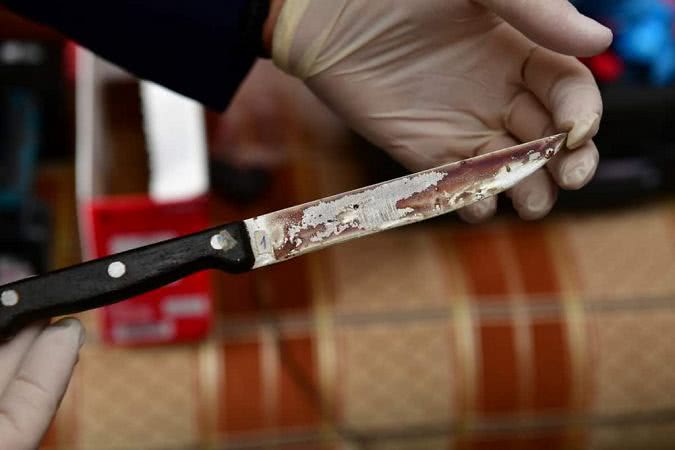 Килия: 10-классник пытался перерезать себе горло в школе