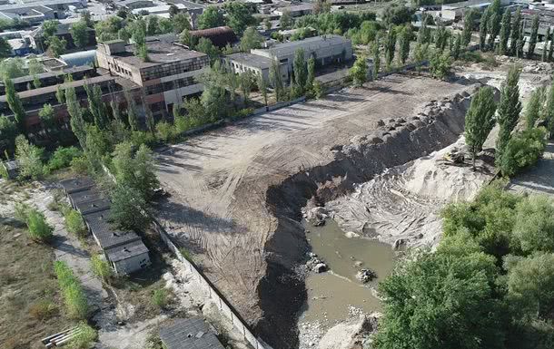 На заводе Укроборонпрома разрабатывался нелегальный карьер