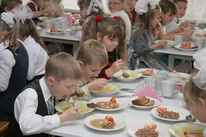 В одесских школах для учащихся 1-4 классов вводят бесплатное безглютеновое питание